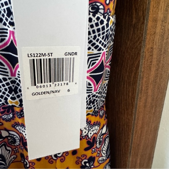 Elegant Multicolor Patterned Dress - Picture 5 of 5